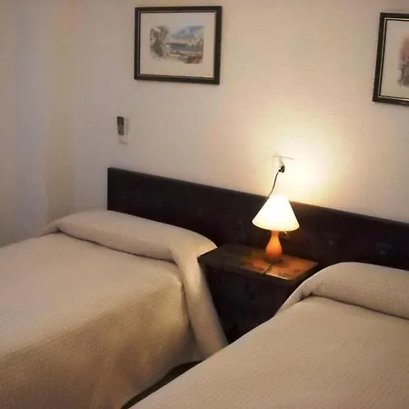 El Pirineo Guest house Confrides